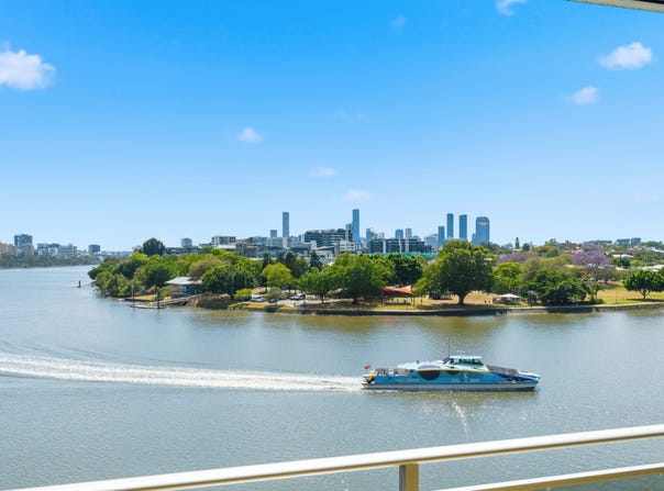 10/2 Sandford Street, St Lucia, Qld 4067