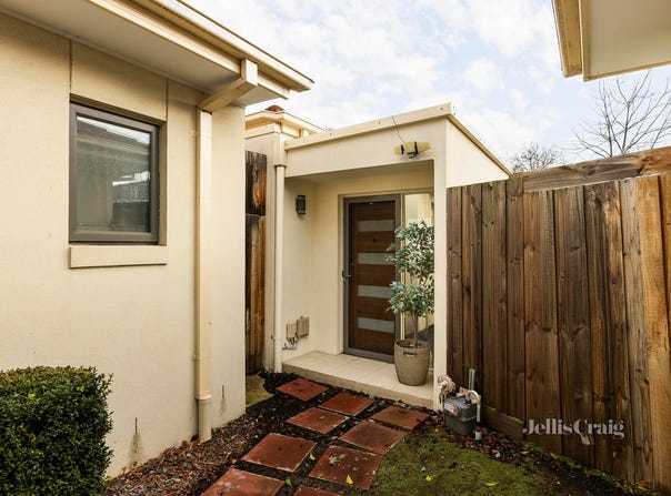 4/64 Andrews Avenue, Reservoir, Vic 3073