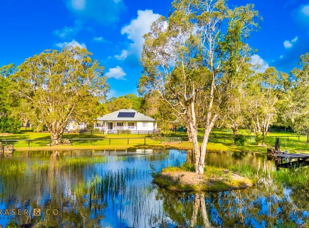 33 Green Gate Road, Cooroibah, Qld 4565