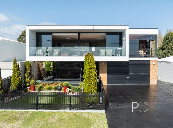 16 Shearwater Esplanade, Shearwater, Tas 7307