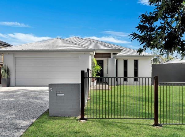62 Hounslow Way, Seventeen Mile Rocks, Qld 4073