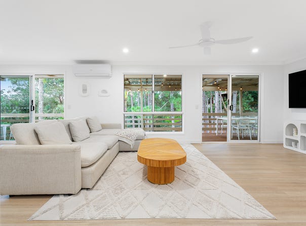 80 Avocado Street, Elanora, Qld 4221