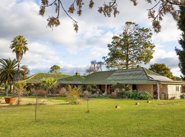 54 Kinghorn Street, Neurea, NSW 2820