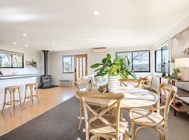 16 Lloyd Street, South Pambula, NSW 2549