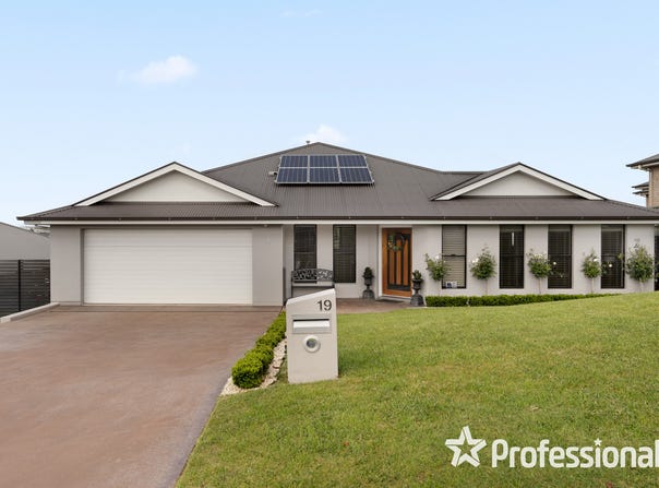 19 Marriott Avenue, Kelso, NSW 2795