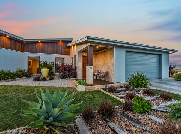 5 Orchid Drive, Robe, SA 5276