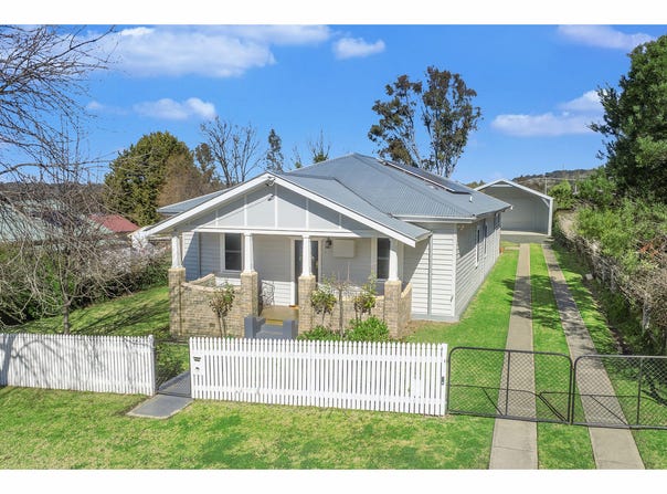 94 Mossman Street, Armidale, NSW 2350