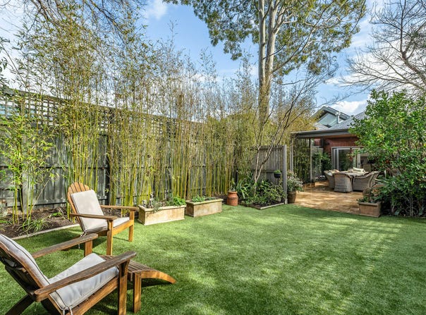 8 Budd Street, Brighton, Vic 3186