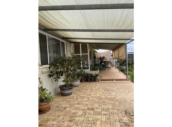23 Cunningham St, Merredin, WA 6415