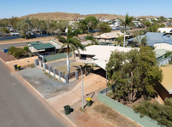 4 Leslie Loop, Baynton, WA 6714