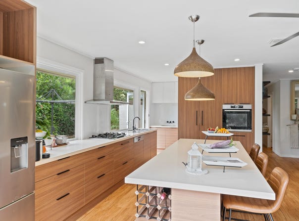 15 Stanton Road, Smithfield, Qld 4878