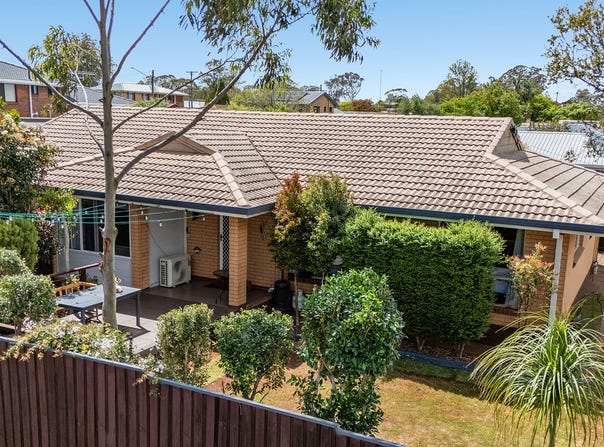 8 Aruma Street, Wilsonton Heights, Qld 4350