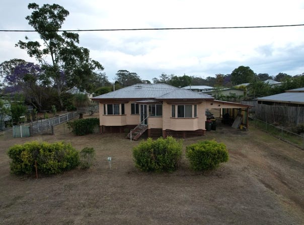 77 Stephens St West, Murgon, Qld 4605