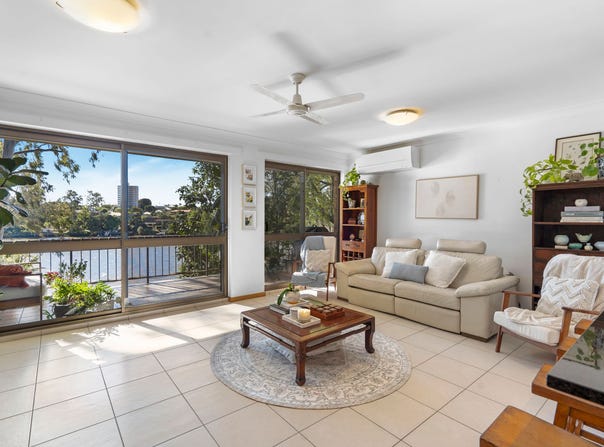9/134 Macquarie St, St Lucia, Qld 4067