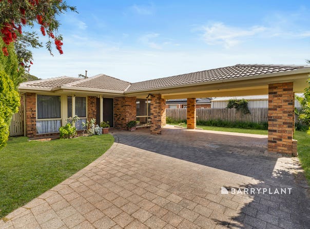2 Alpine Walk, Hampton Park, Vic 3976