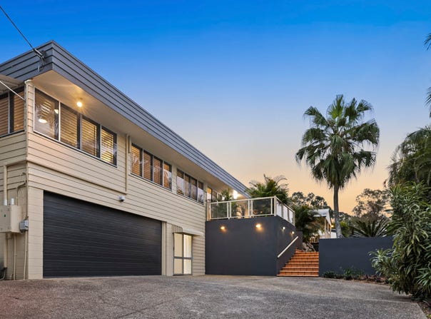 19 Kowhai St, Kenmore, Qld 4069