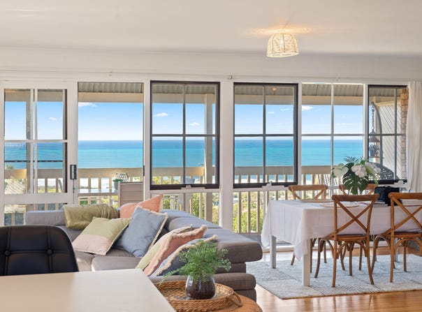 10 Melaleuca Court, Tura Beach, NSW 2548
