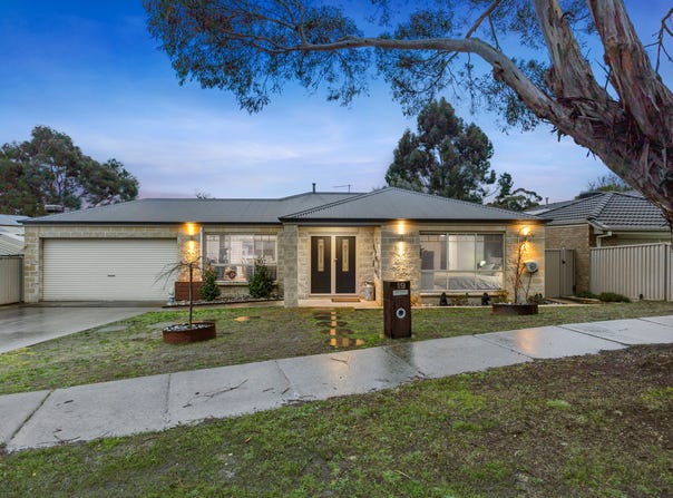 19 Bennett Street, Canadian, Vic 3350