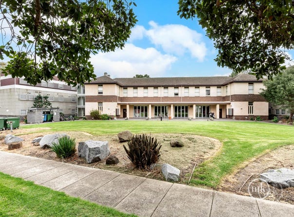 61B/116-130 Main Drive, Macleod, Vic 3085