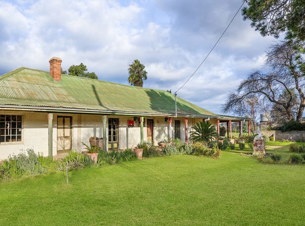 54 Kinghorn Street, Neurea, NSW 2820