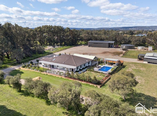 45 Barip Place, Oakford, WA 6121
