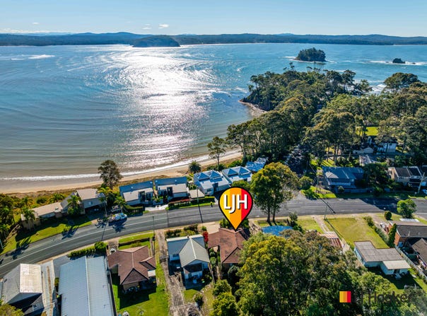 320 Beach Road, Batehaven, NSW 2536