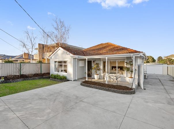 36 Military Road, Avondale Heights, Vic 3034