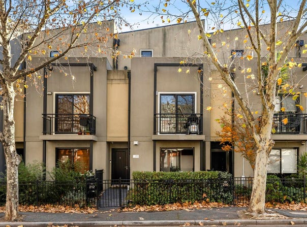 212 Stockmans Way, Kensington, Vic 3031