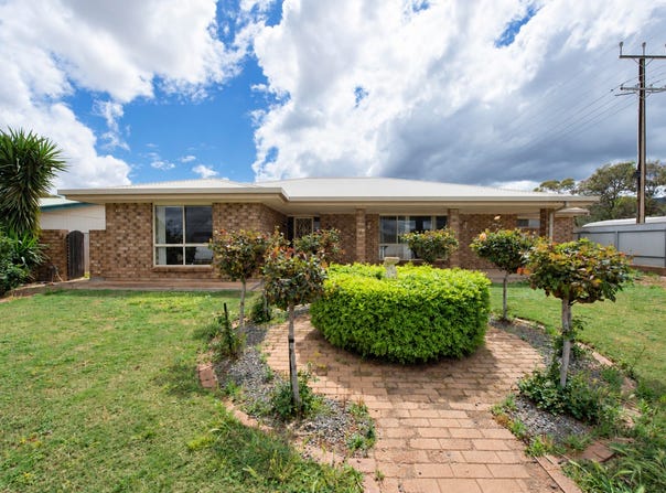 32 Third Street, Napperby, SA 5540