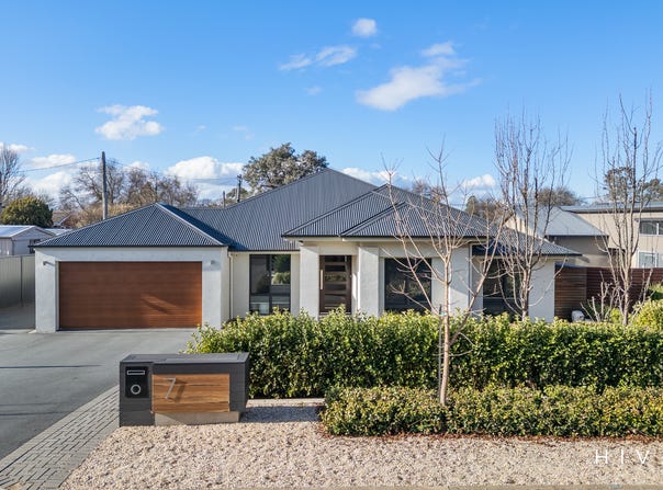 7 Buchanan Street, Narrabundah, ACT 2604