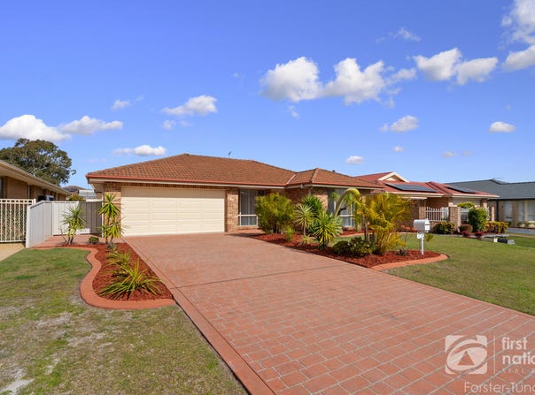 8 Hakea Place, Tuncurry, NSW 2428