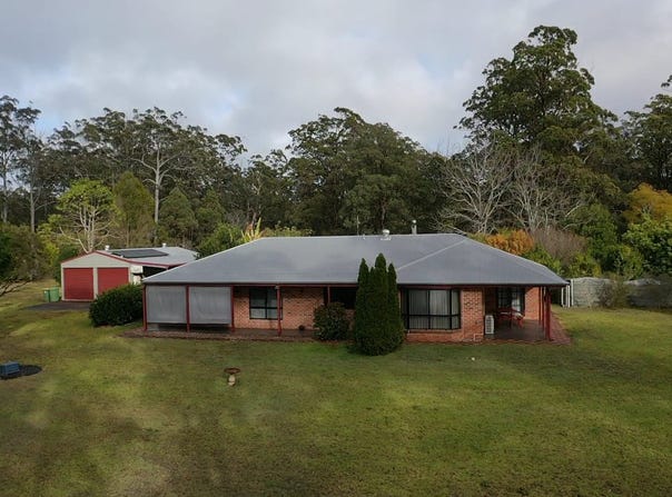 93 Forest Drive, Hampton, Qld 4352
