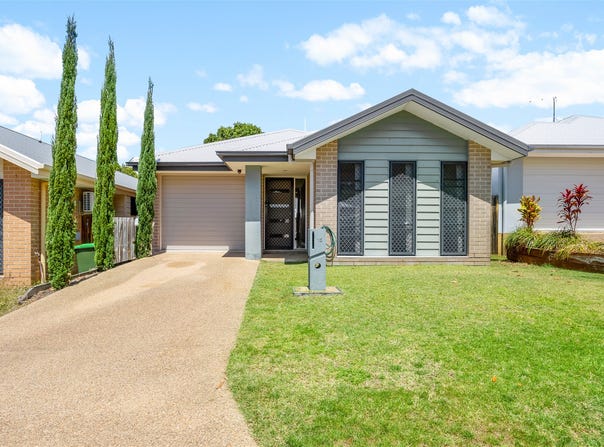 15 Valhalla Street, Clinton, Qld 4680
