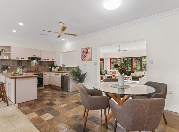 9 Tallow Wood Close, Redlynch, Qld 4870