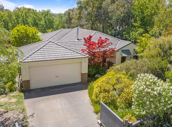 4 Dicker Street, Gordon, Vic 3345