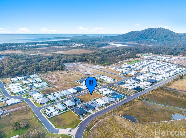 12 Medora Avenue, South West Rocks, NSW 2431