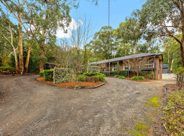 28 Mabel Crescent, Mount Macedon, Vic 3441