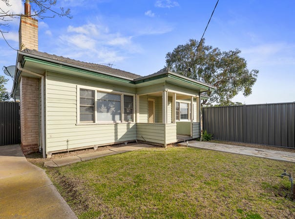 2 Fitzroy Street, Sale, Vic 3850