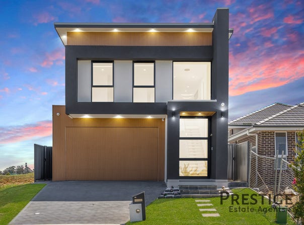 16B Bluebell Crescent, Spring Farm, NSW 2570