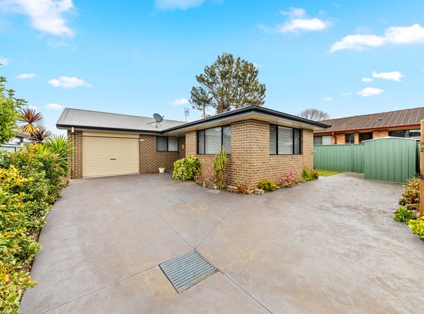 16B Kalulah Avenue, Gorokan, NSW 2263
