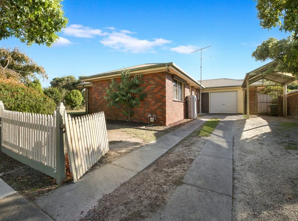1 Floris Avenue, Drouin, Vic 3818