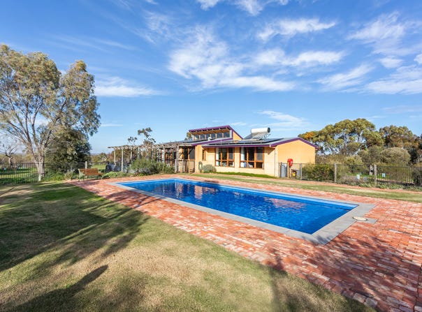 1702 Wellington Road, Woodchester, SA 5255