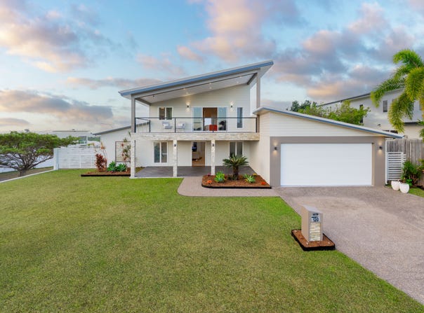120 Goicoechea Drive, Bushland Beach, Qld 4818