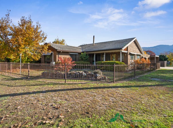 19 Wallace Street, Mount Beauty, Vic 3699