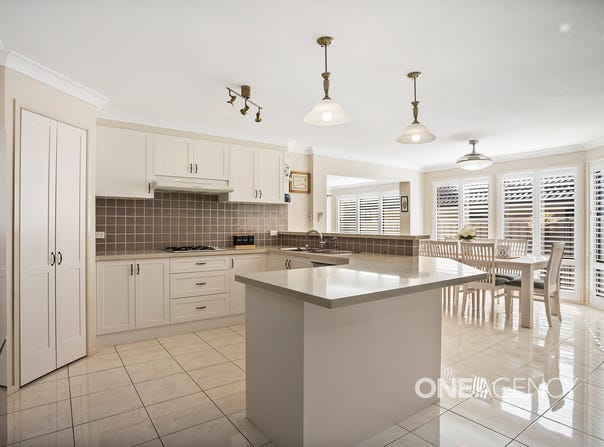 10 Hubbard Avenue, Horsley, NSW 2530