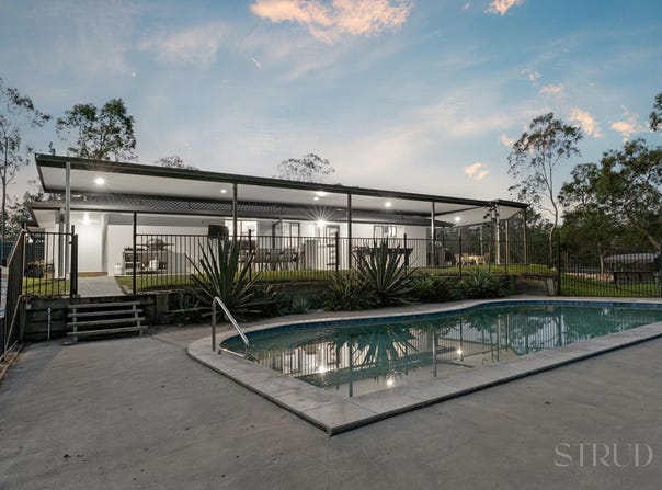 132 Blackwall Road, Chuwar, Qld 4306