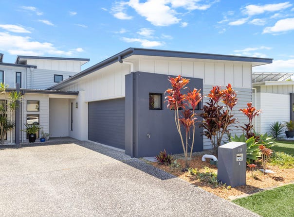 2/10 Hans Boysen Drive, Mudjimba, Qld 4564