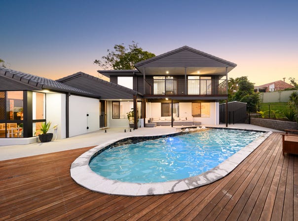 4 Forbes Place, Helensvale, Qld 4212