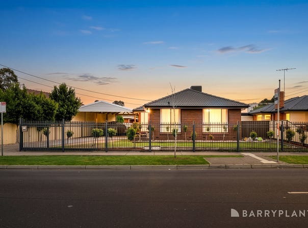 3 Mulhall Drive, St Albans, Vic 3021