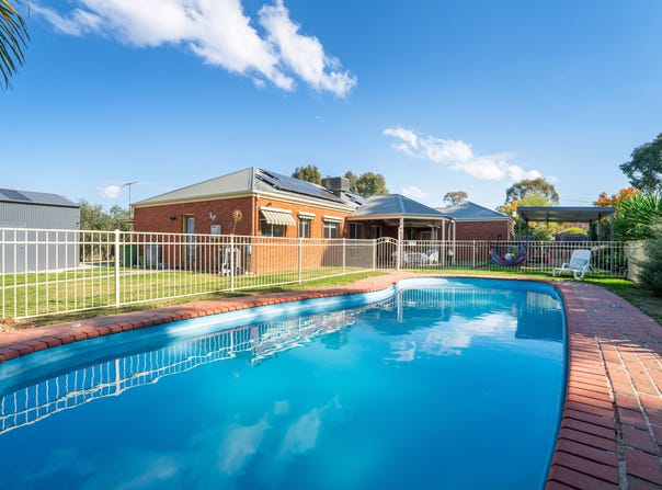 49 Willow Way, Table Top, NSW 2640